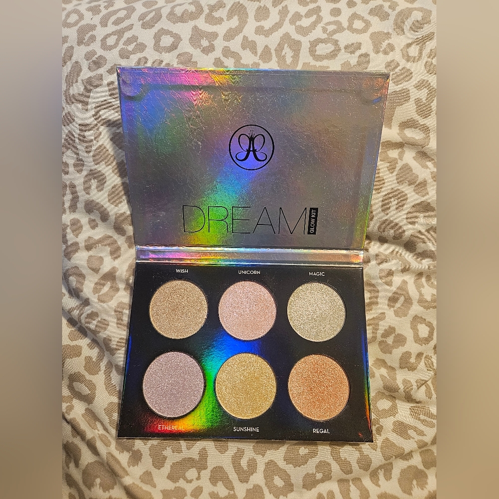 Anastasia Beverly Hills - Dream Glow Kit ✨️